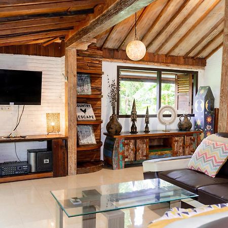 Puri Samaira Villa Tanjung  Eksteriør billede