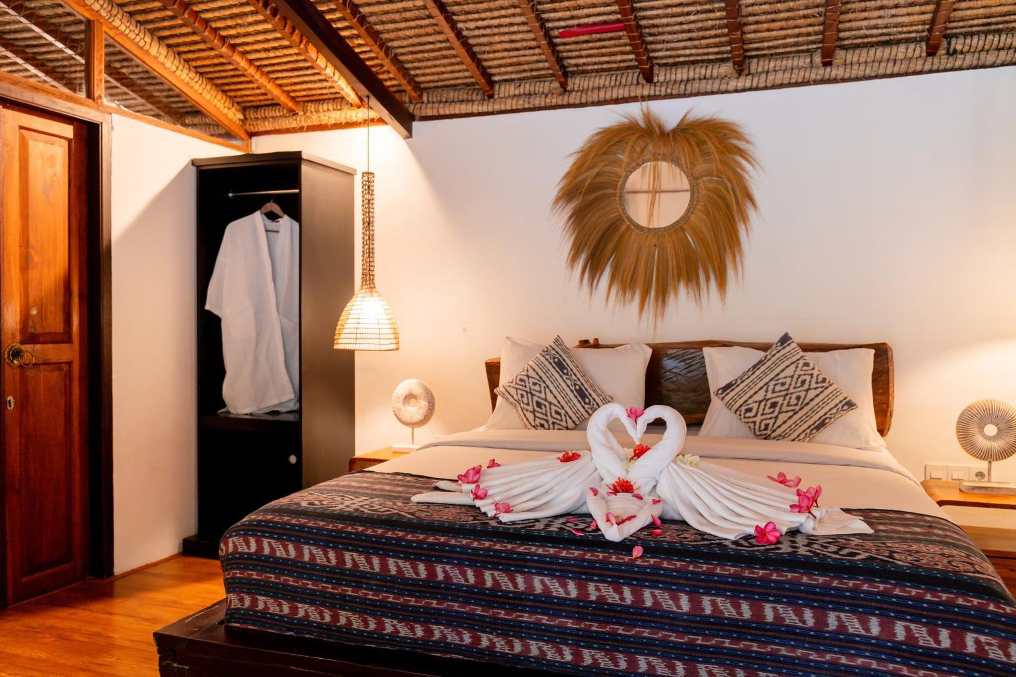 Puri Samaira Villa Tanjung  Eksteriør billede