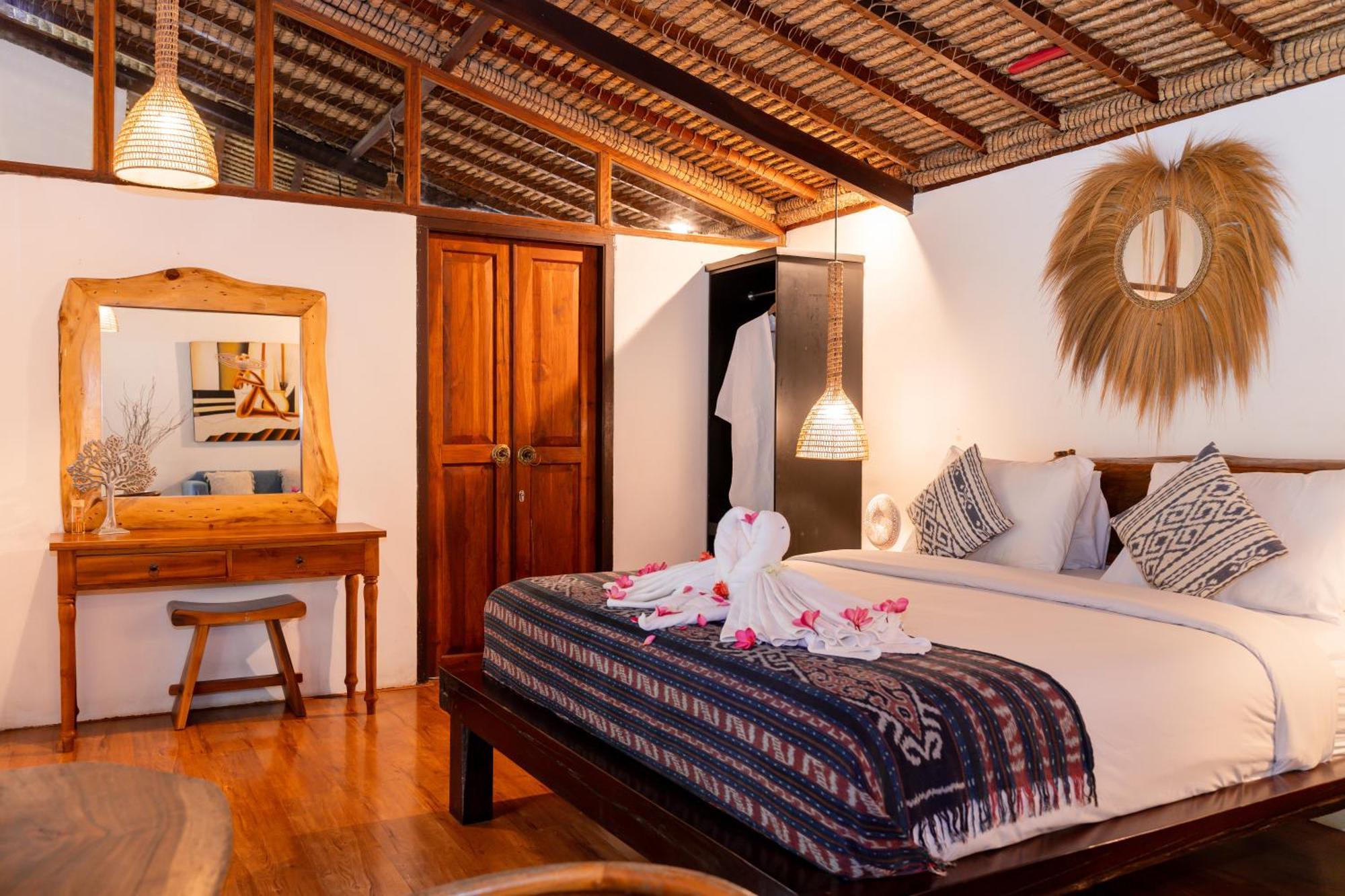 Puri Samaira Villa Tanjung  Eksteriør billede
