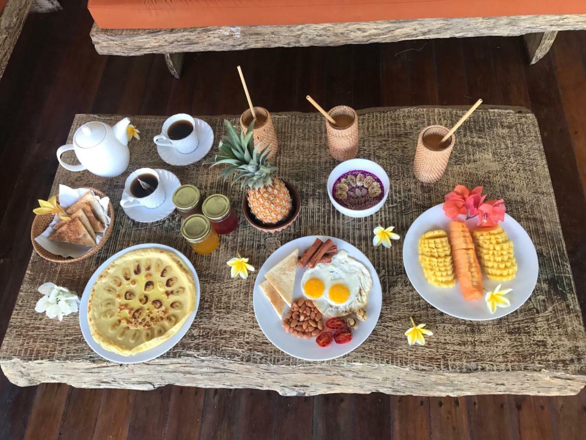 Puri Samaira Villa Tanjung  Eksteriør billede