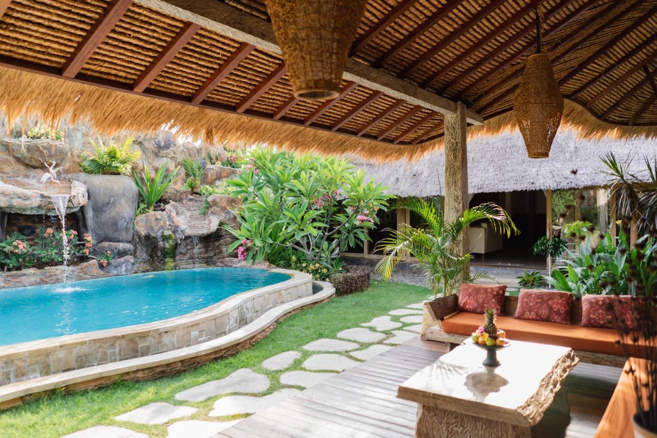 Puri Samaira Villa Tanjung  Eksteriør billede