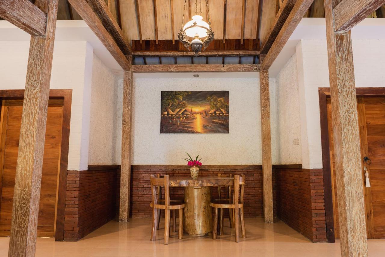 Puri Samaira Villa Tanjung  Eksteriør billede